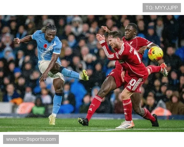 足球财富榜：英超俱乐部占据半壁江山，吸金能力惊人，英超十大足球俱乐部