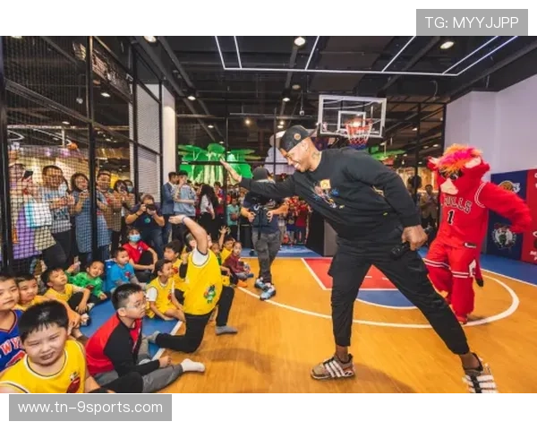 篮球赛事观众互动体验创新升级，篮球比赛观众席视角